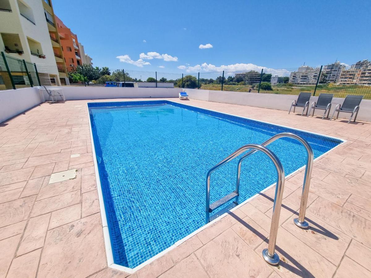 Seaside Heaven Apartment With Pool Larnaca Eksteriør billede